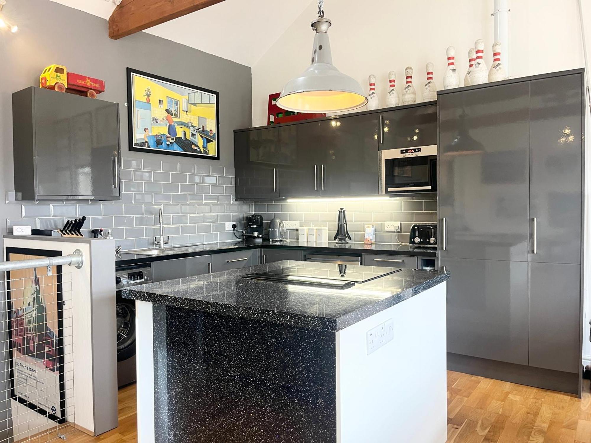 Stylish~Tasteful~2Bed~2Bath~Central~Townhouse Penzance Esterno foto